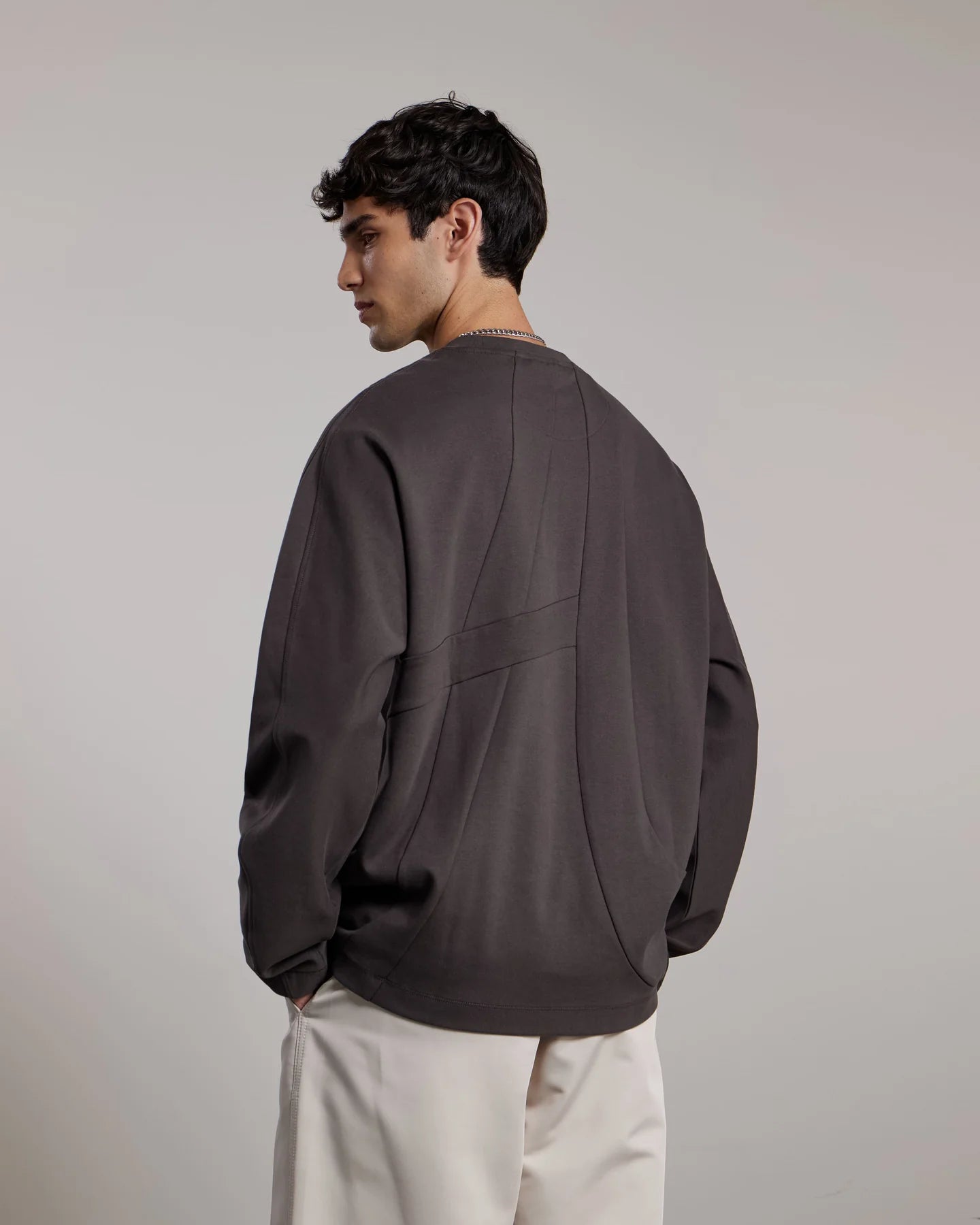 AEDEN SOLON LONG-SLEEVE TEE | RAVEN