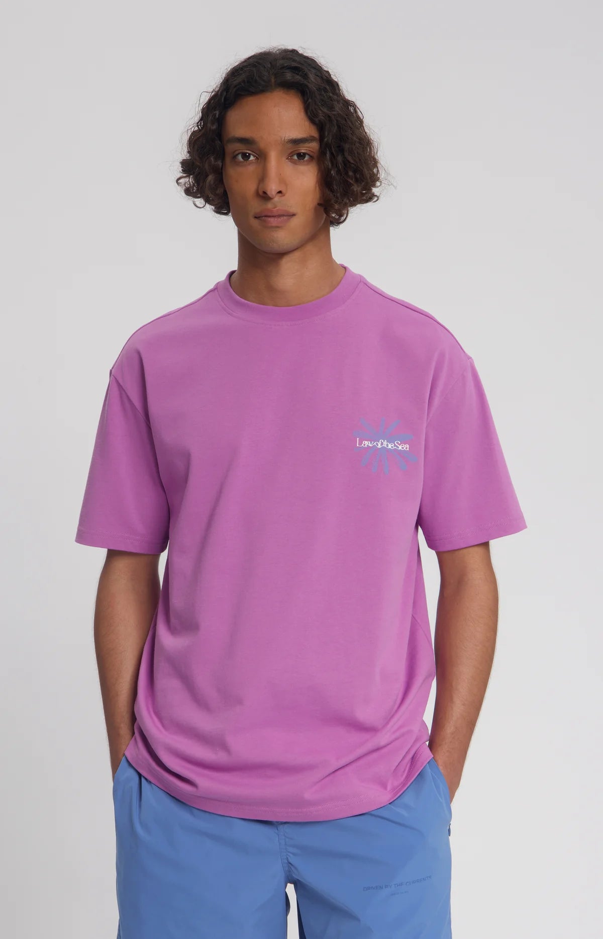 LAW OF THE SEA PETALS ARTWORK T-SHIRT Mulberry