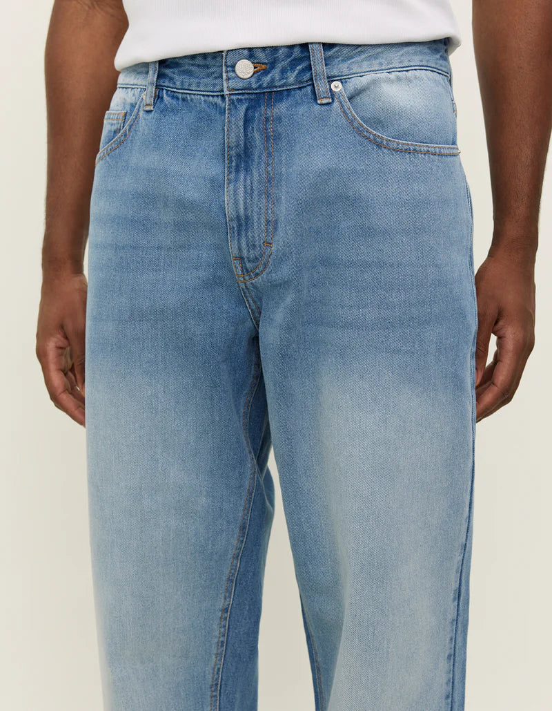 LES DEUX Ryder Washed Denim Pants Light Blue Washed