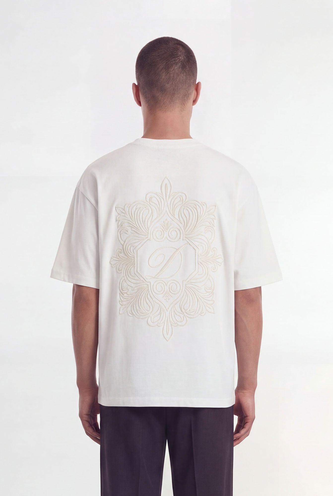 DON’T WASTE CULTURE Umeka T-shirt Off-White