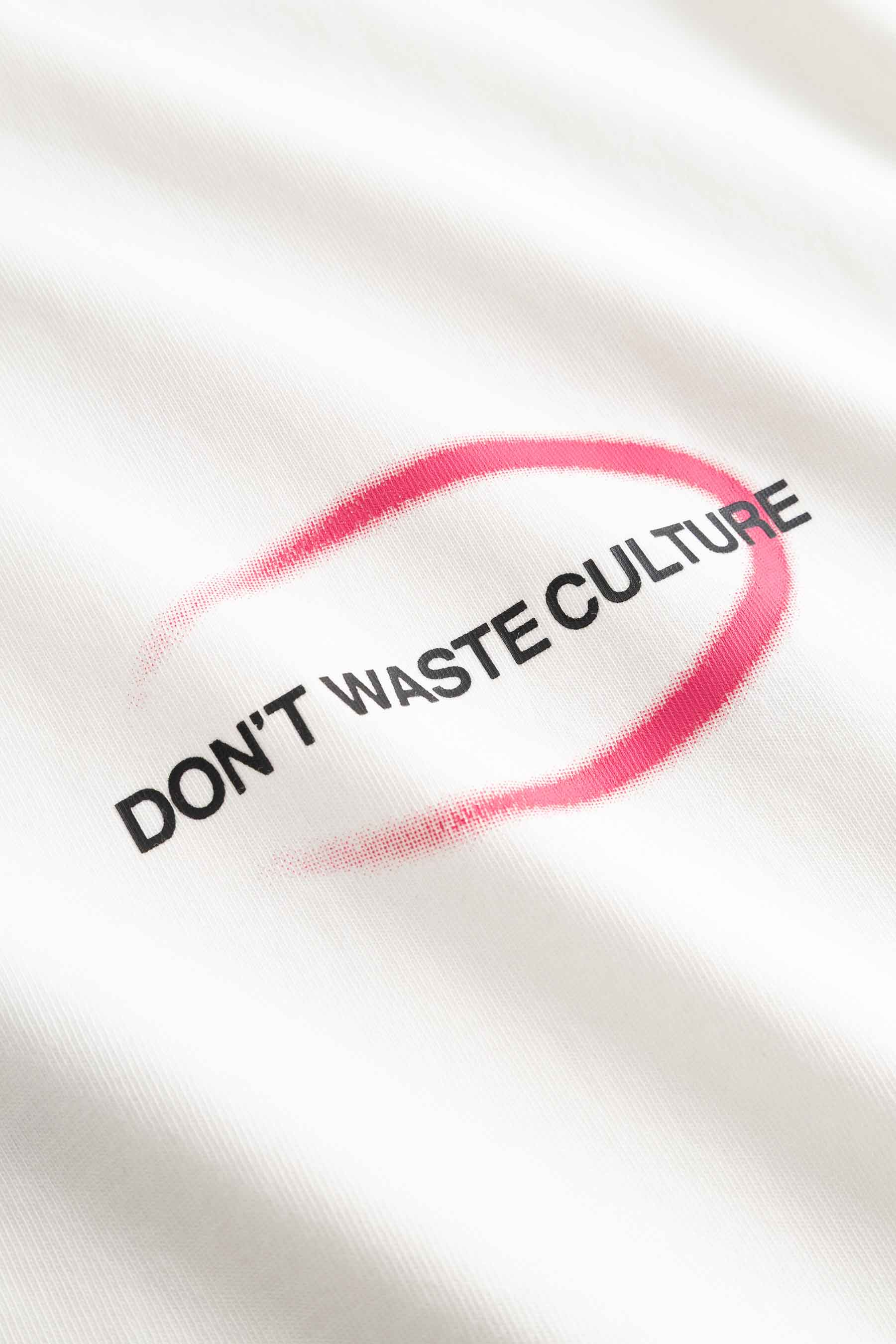 DON’T WASTE CULTURE LIRA T-SHIRT | OFF-WHITE