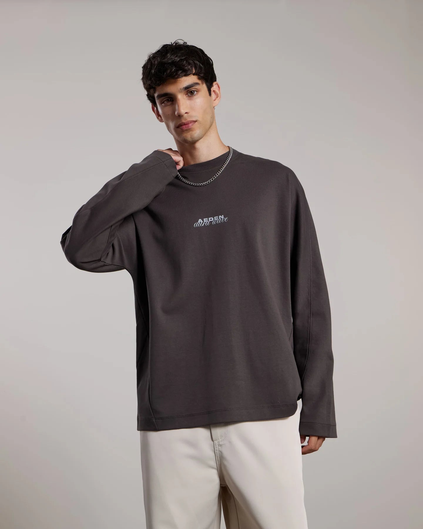 AEDEN SOLON LONG-SLEEVE TEE | RAVEN