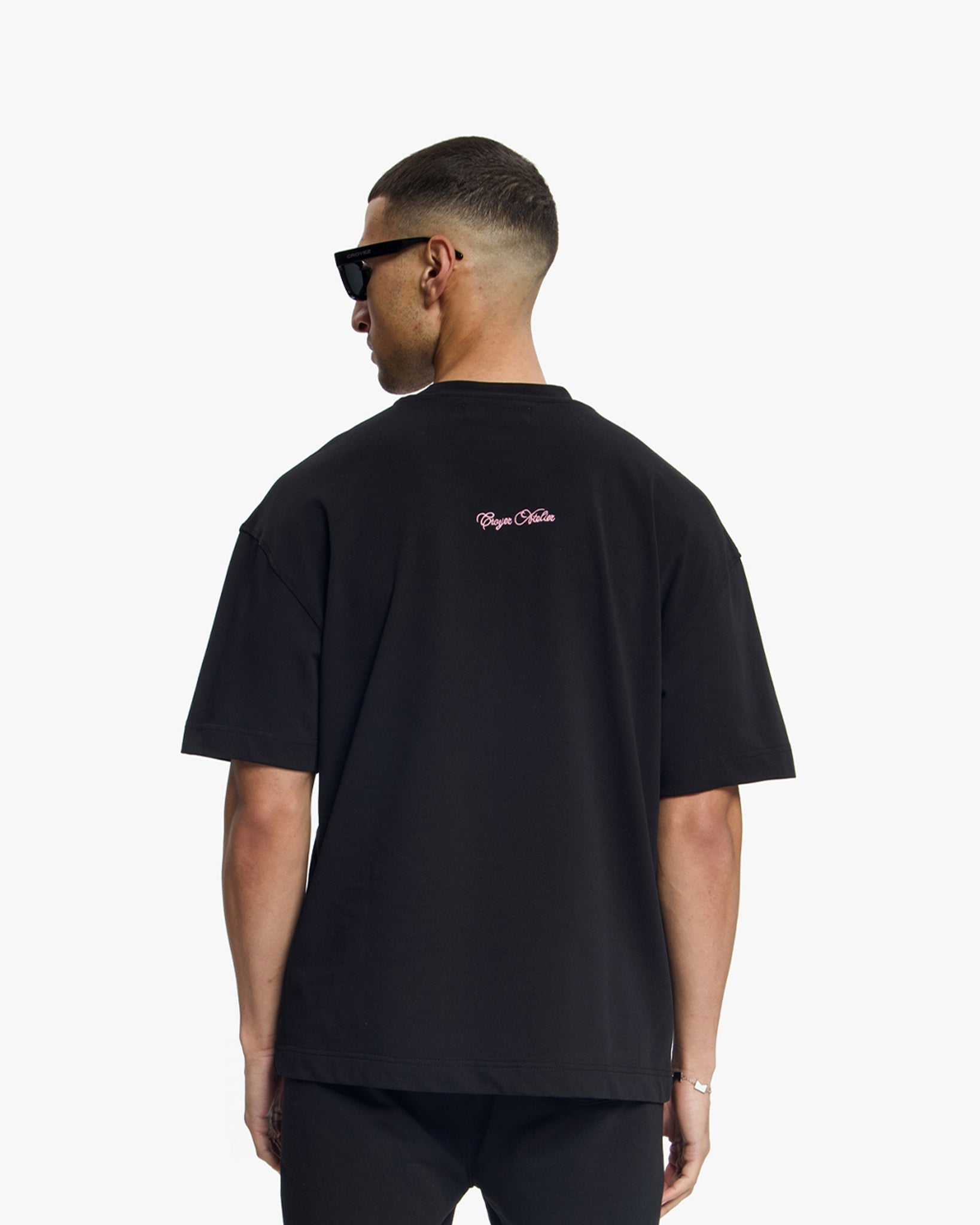 Croyez Contour De La Fleur T-Shirt | Black
