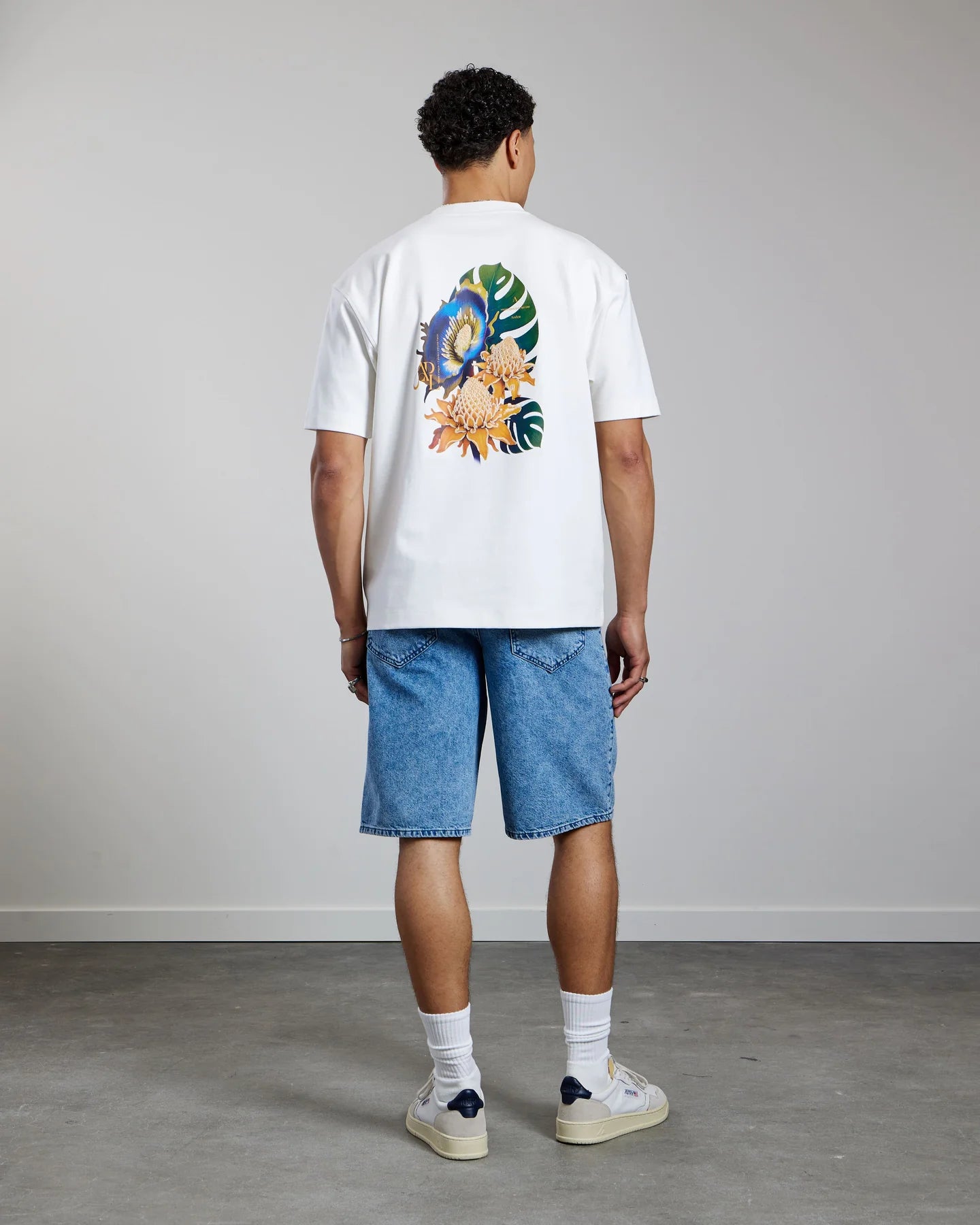 AEDEN TROPHY TEE | OFF-WHITE