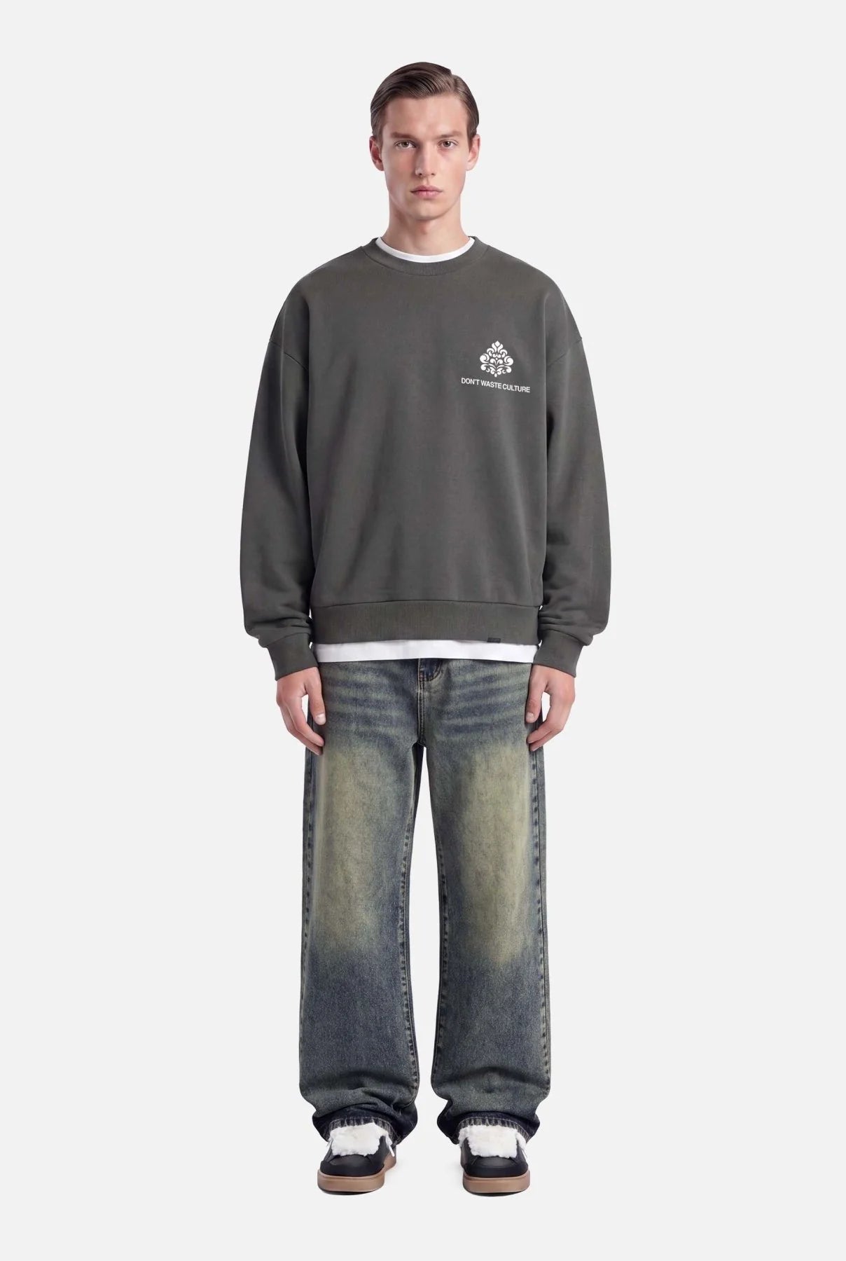 DON’T WASTE CULTURE YERO CREWNECK SWEATER | GREY