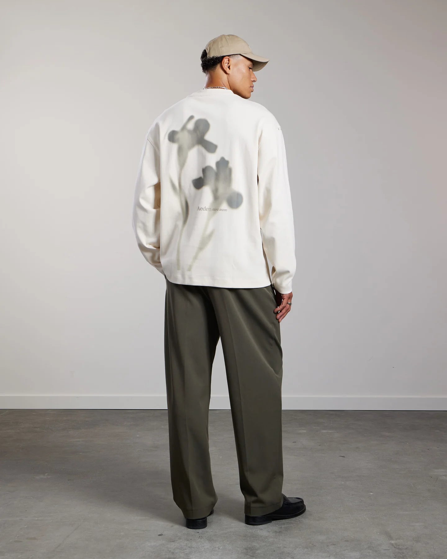 AEDEN TOINE LONG-SLEEVE TEE | WHITE CAP GREY