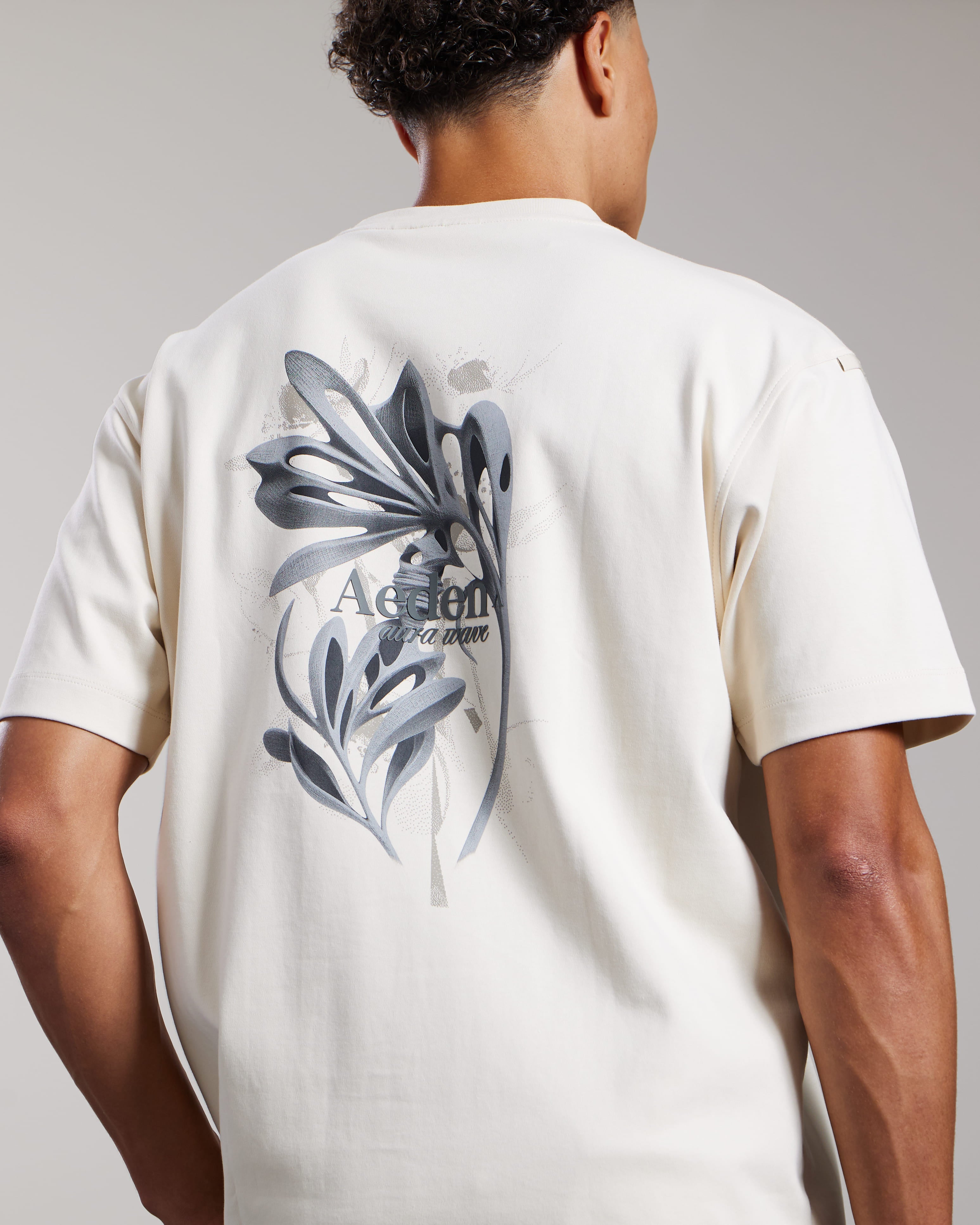 AEDEN ASH TEE WHITE CAP GREY
