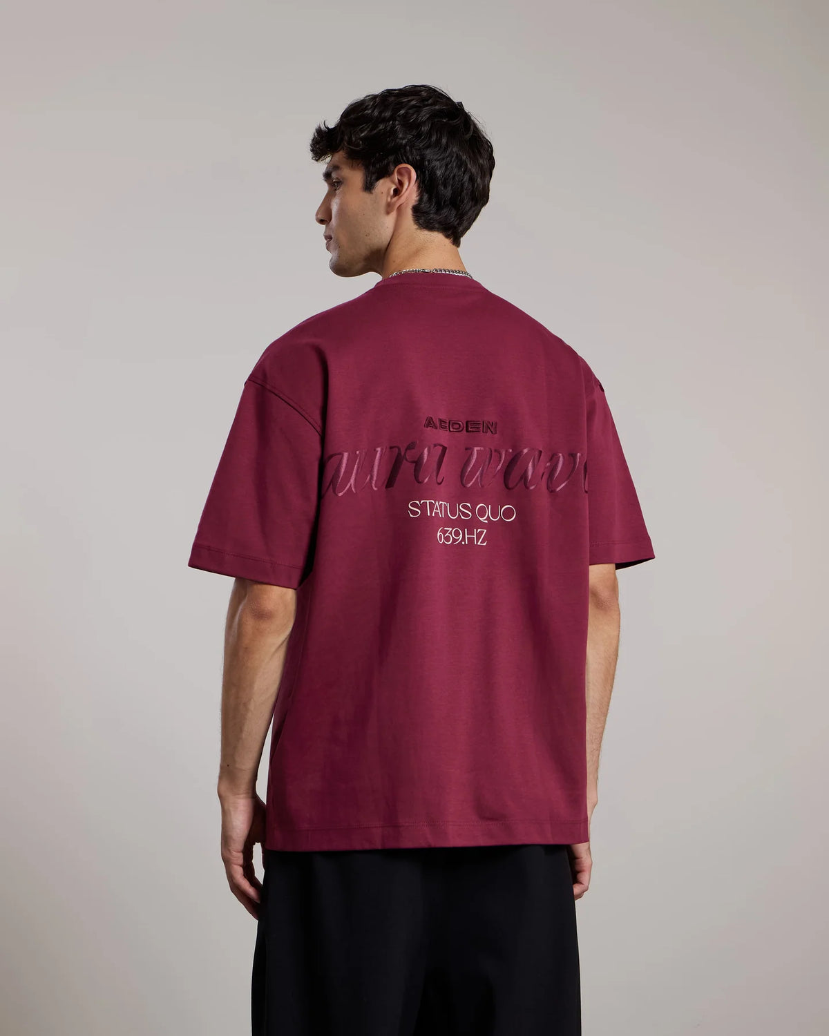 AEDEN DAX TEE | BORDEAUX