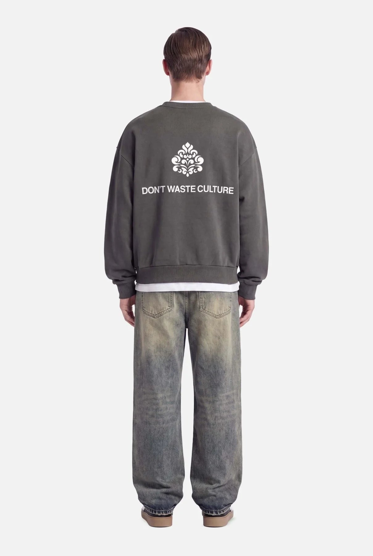 DON’T WASTE CULTURE YERO CREWNECK SWEATER | GREY