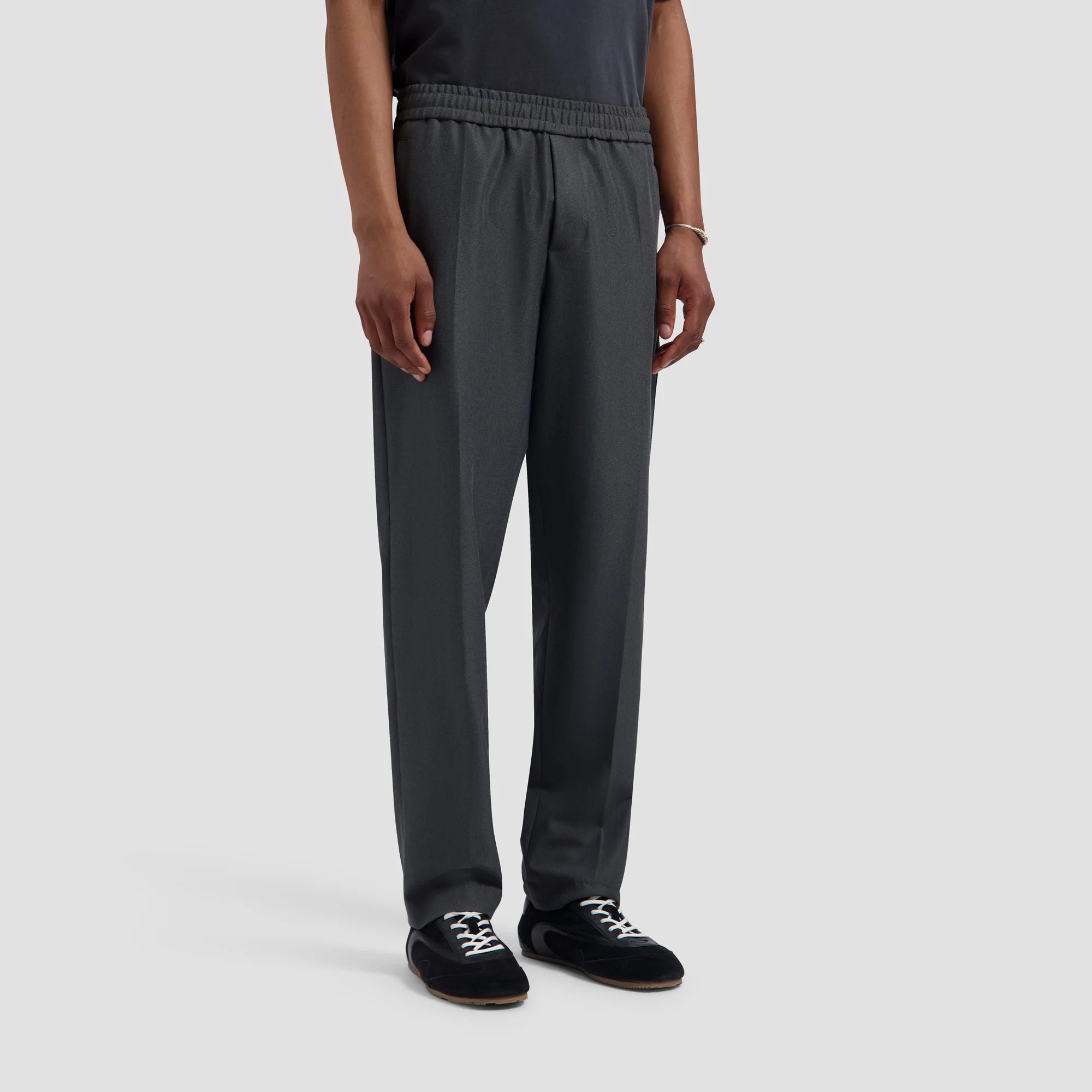 OLAF SLIM ELASTICATED PANT - CHARCOAL