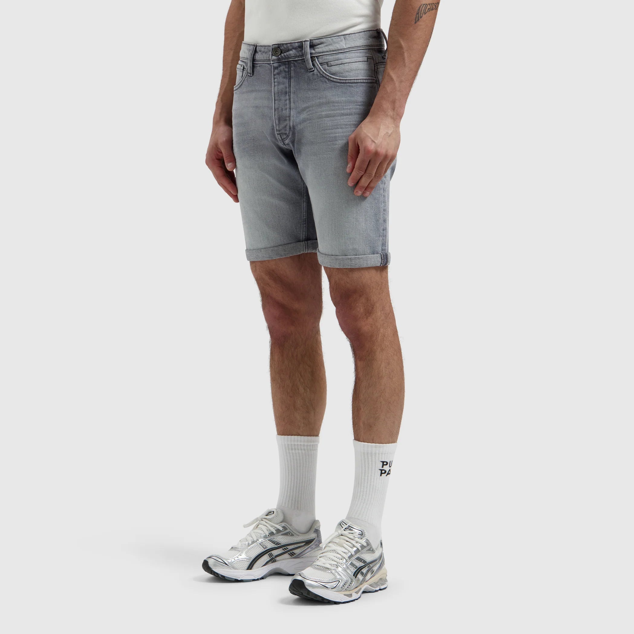 THE MILES SLIM FIT SHORT W1605