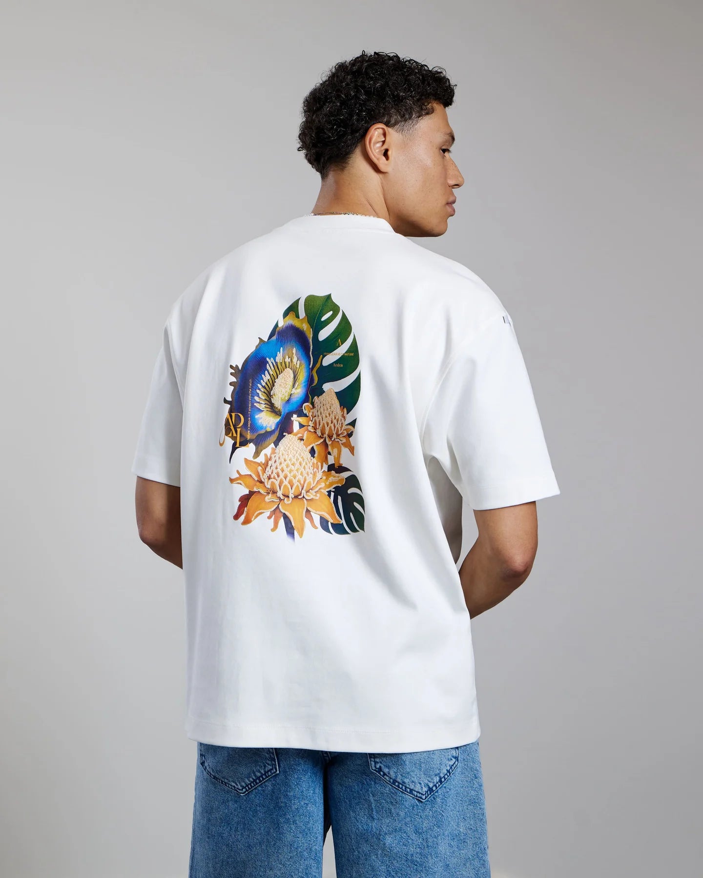 AEDEN TROPHY TEE | OFF-WHITE