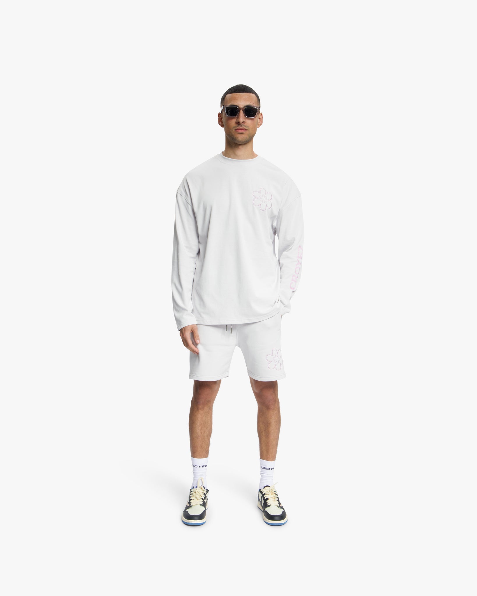 Croyez Contour De La Fleur Longsleeve | Light Grey