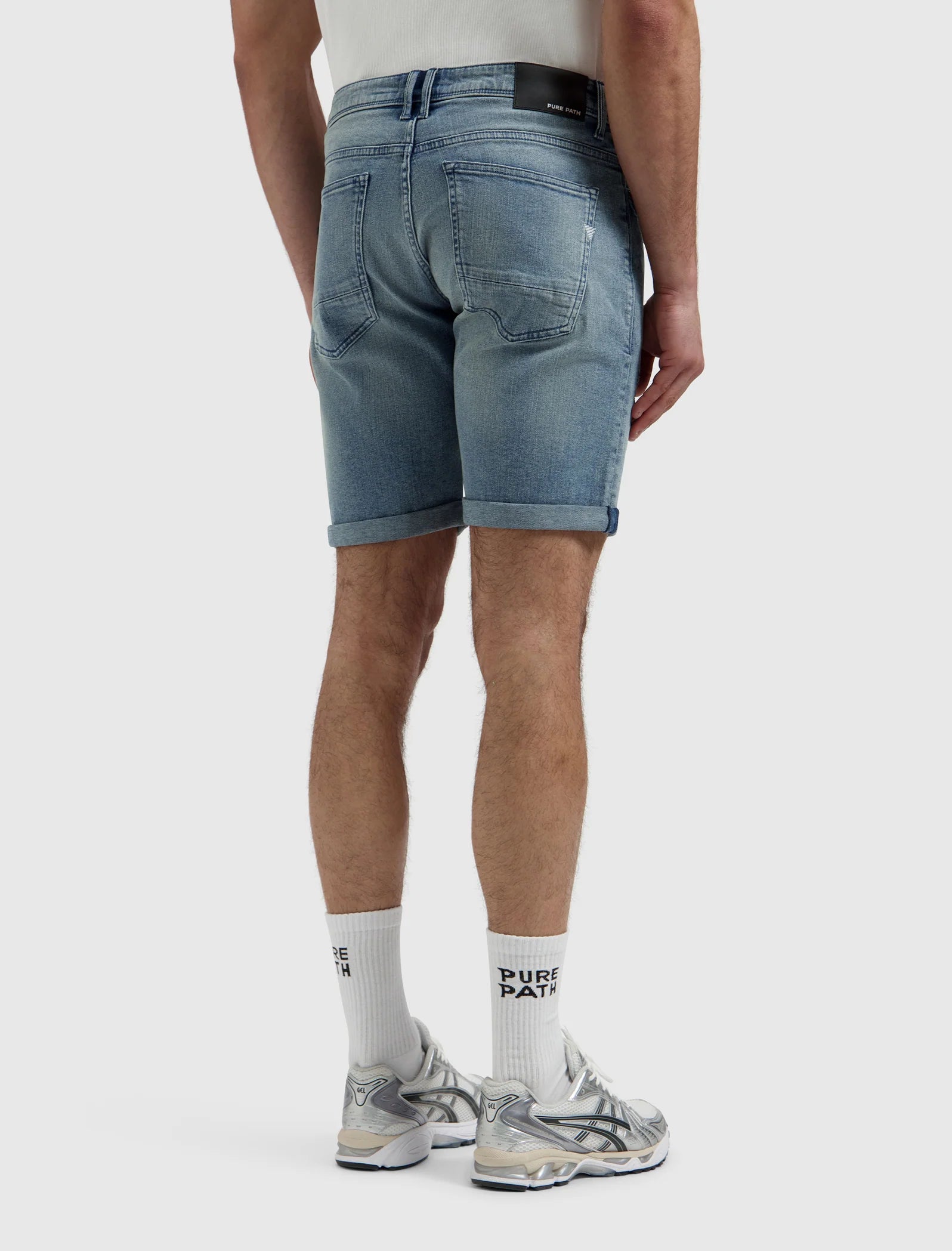 THE MILES SLIM FIT SHORT W1622