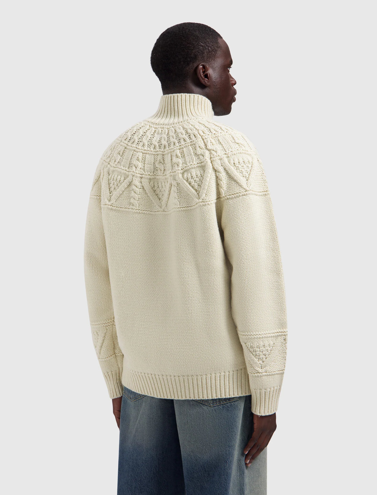 PURE PATH HEAVY CABLE KNIT SWEATER | Ecru