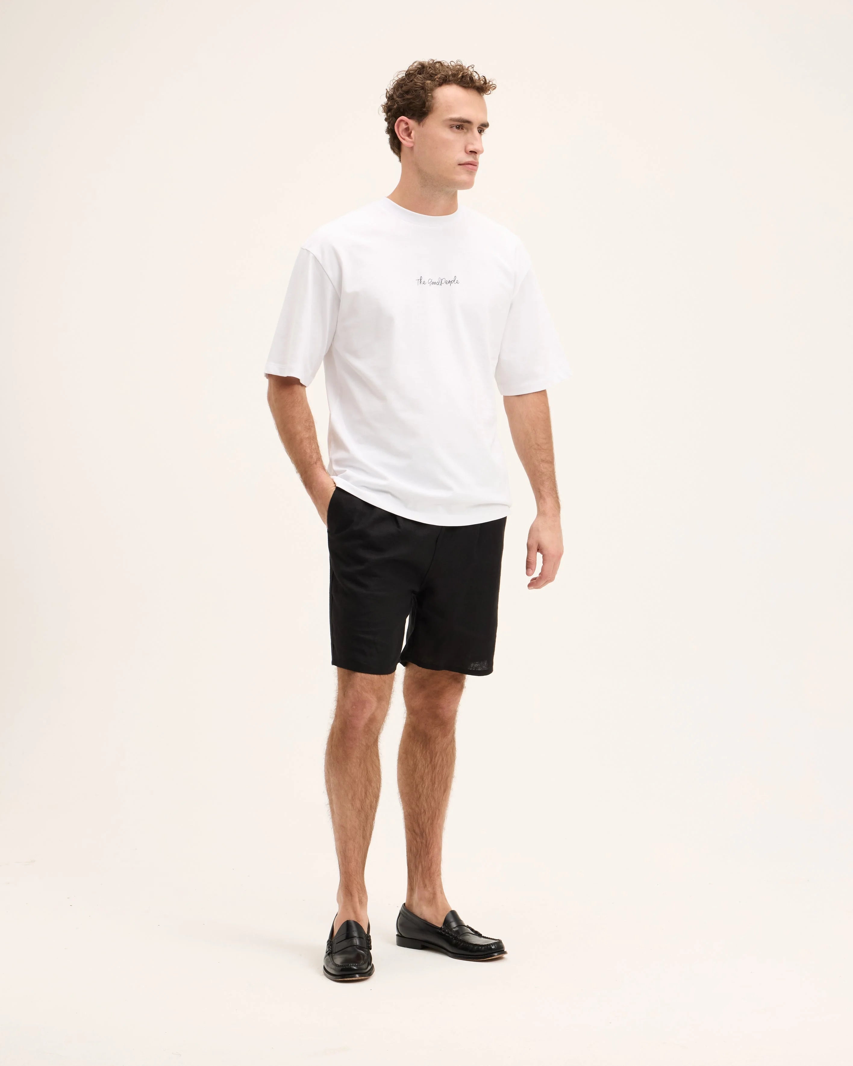 GOOD PEOPLE Hlin Linen Shorts Black