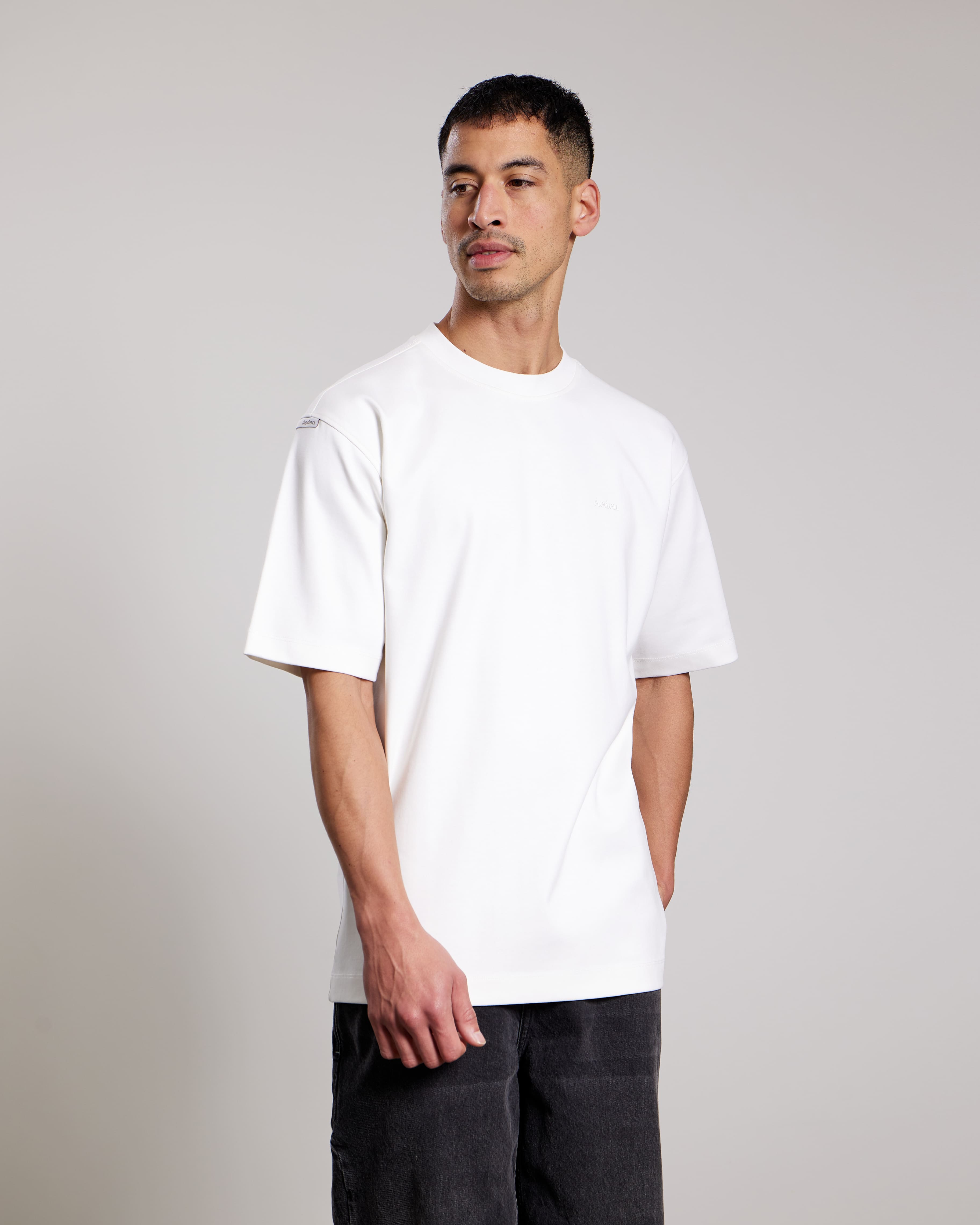 AEDEN CASSIAN TEE | Off White