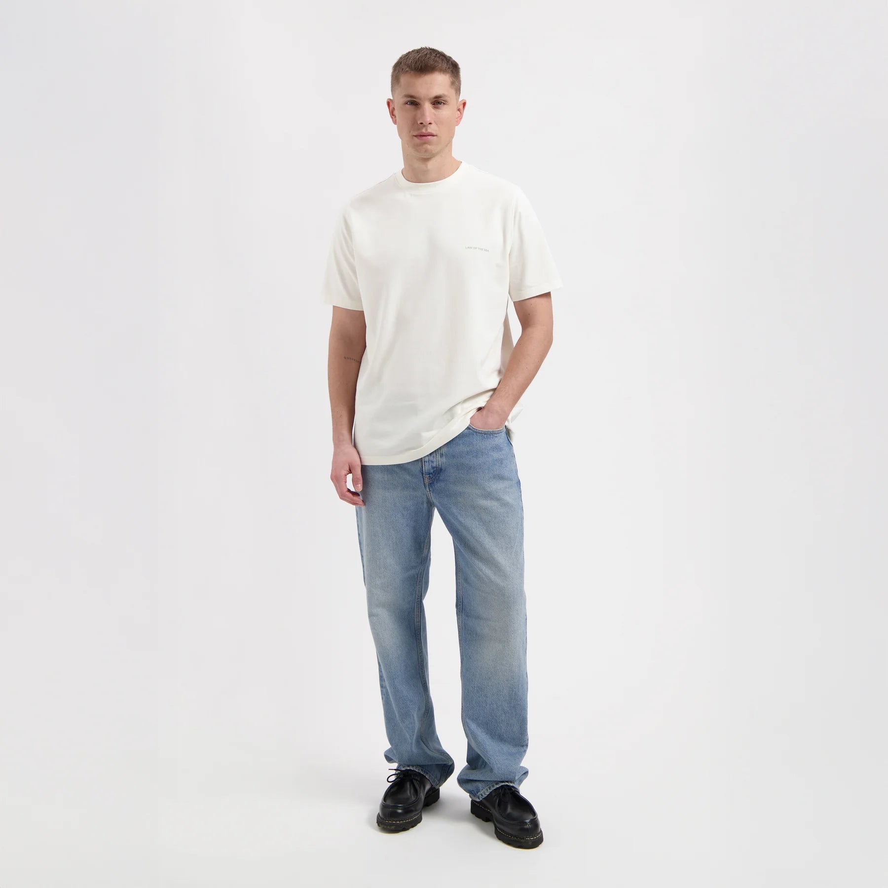 LAW OF THE SEA KASTOR ARTWORK T-SHIRT Snow White