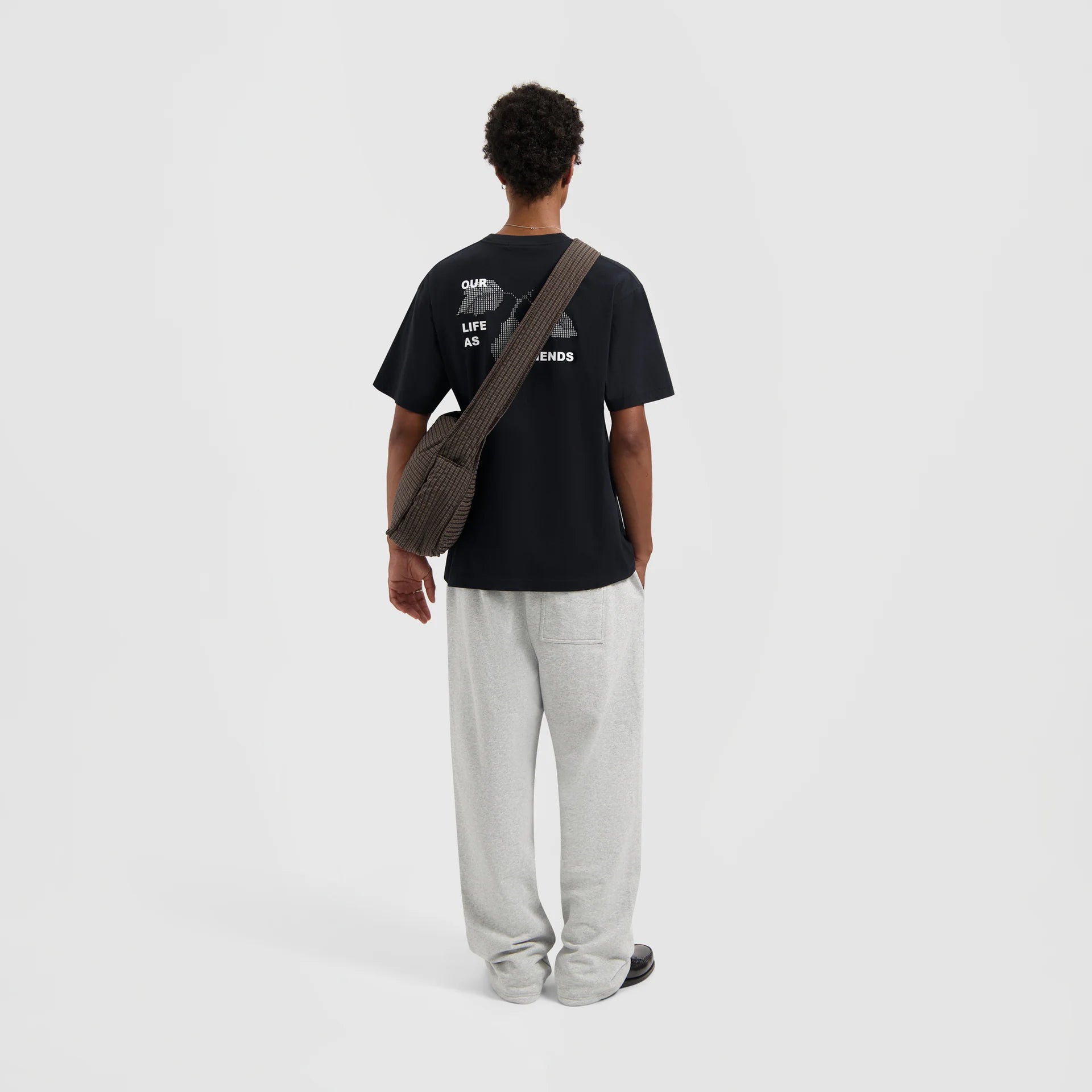 ØLÅF Crafted Pear Tee Black