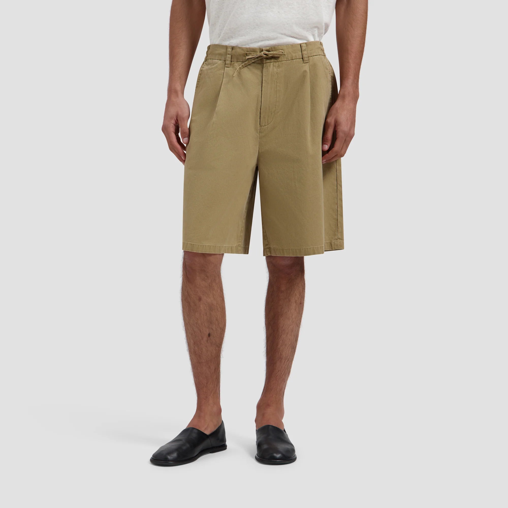 OLAF HERRINGBONE PLEATED SHORTS - TREE HOUSE