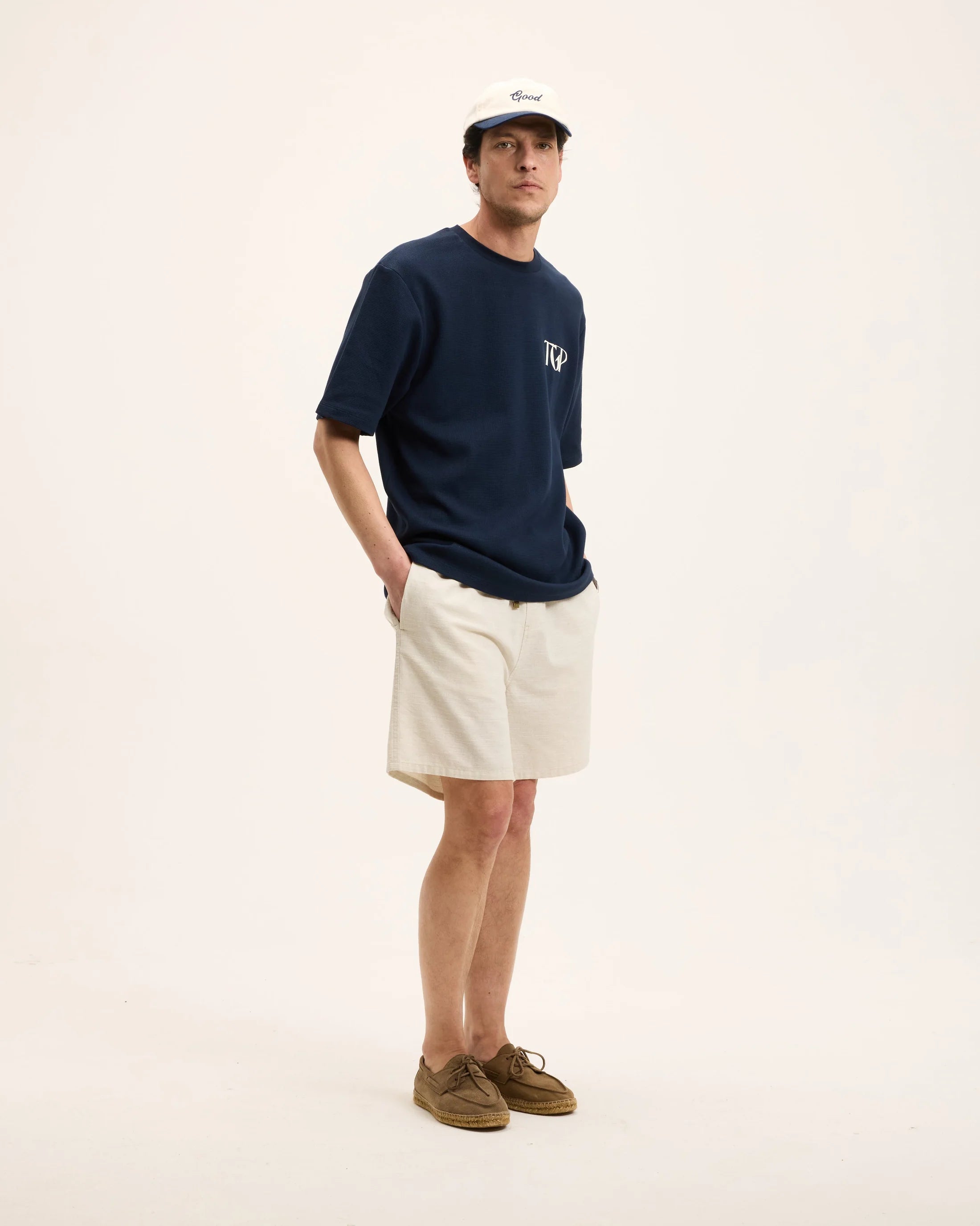 GOOD PEOPLE Ton Pique Artwork Tee Navy