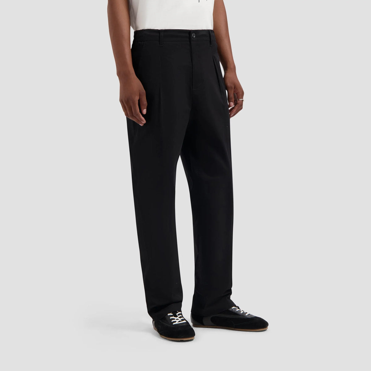 OLAF REGULAR PLEATED PANT Black