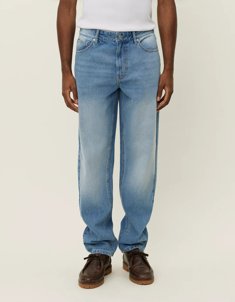 LES DEUX Ryder Washed Denim Pants Light Blue Washed