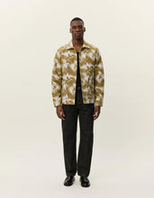 Afbeelding in Gallery-weergave laden, LES DEUX Layton Cattle Jacquard Overshirt | Plant Green