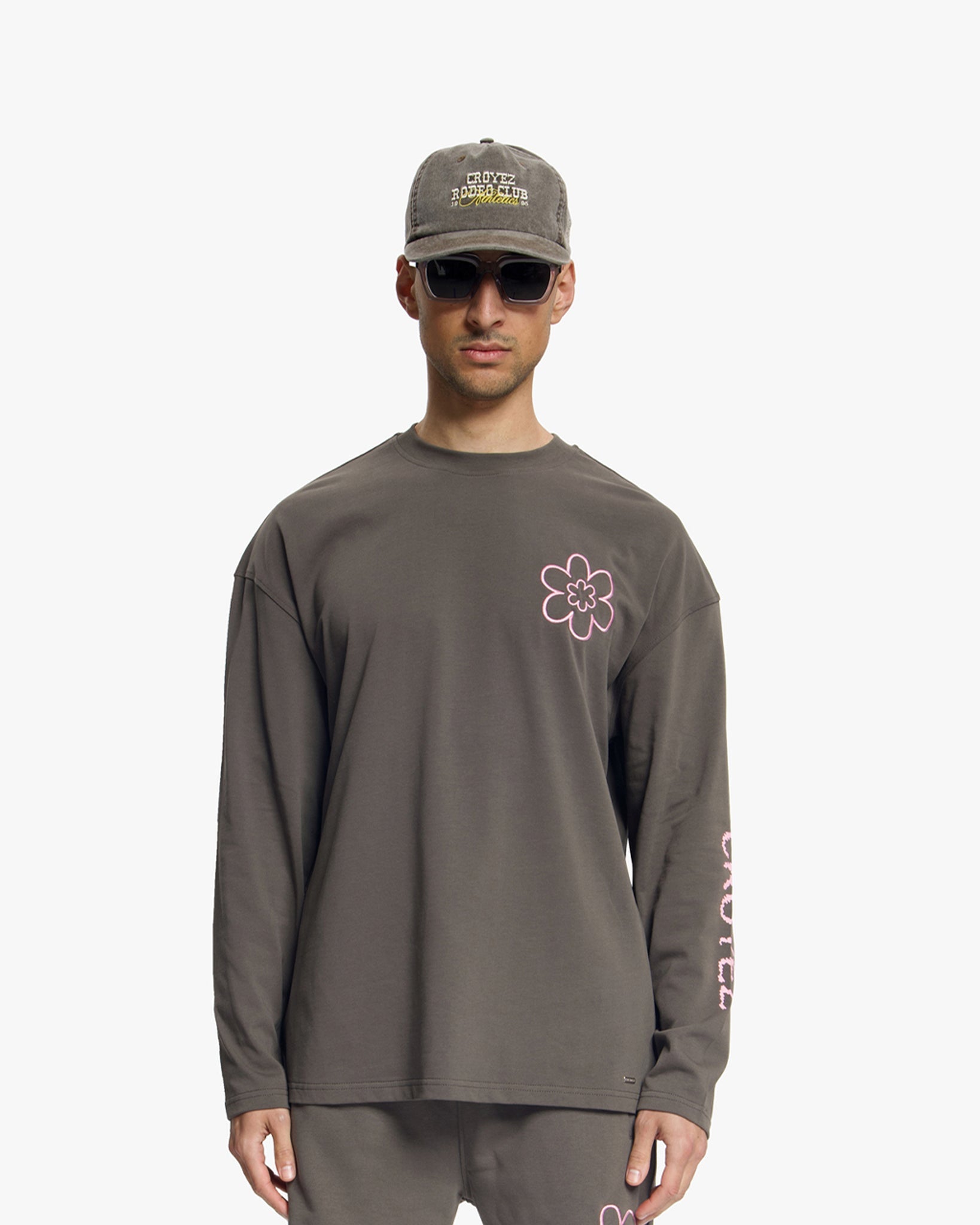 Croyez Contour De La Fleur Longsleeve | Washed Brown