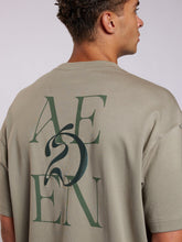 Afbeelding in Gallery-weergave laden, AEDEN MOURINO TEE | VETIVER