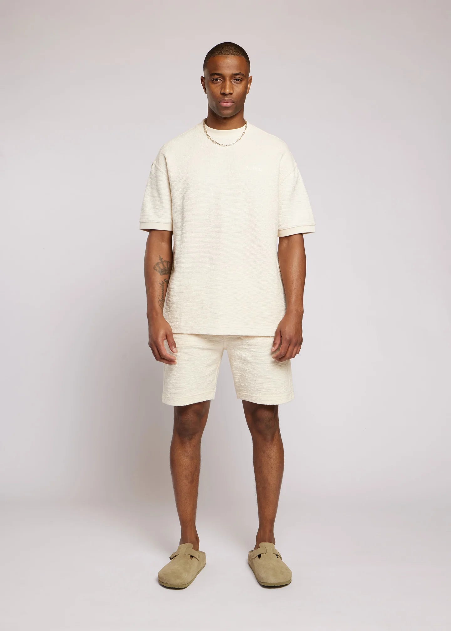 AEDEN HUGO SHORTS | OFF-WHITE
