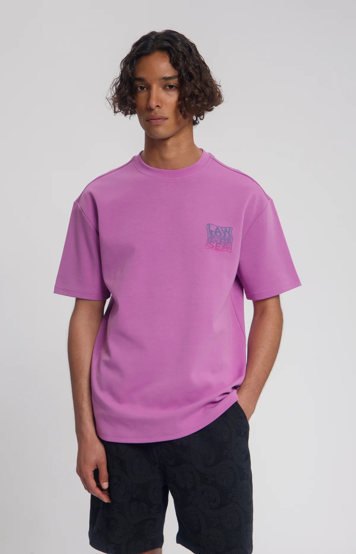 LAW OF THE SEA DISPLACE ARTWORK T-SHIRT Mulberry