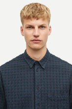 Afbeelding in Gallery-weergave laden, SAMSOE SAMSOE SALUAN J SHIRT 15518 Black ch.
