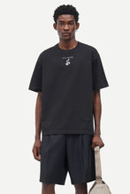 Afbeelding in Gallery-weergave laden, SAMSOE SANATURE T-SHIRT 11725 Black Nature