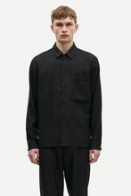 Afbeelding in Gallery-weergave laden, SAMSOE SAMSOE SADAMON GO OVERSHIRT 15844 Black Pinstripe