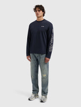 Afbeelding in Gallery-weergave laden, PURE PATH ESSENCE OF LIFE LONGSLEEVE T-SHIRT Dark Navy