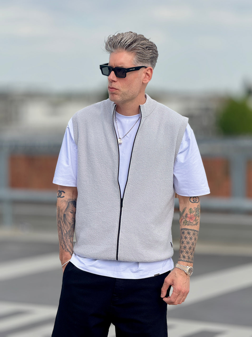 SAINT STEVE YOURY Ice Grey