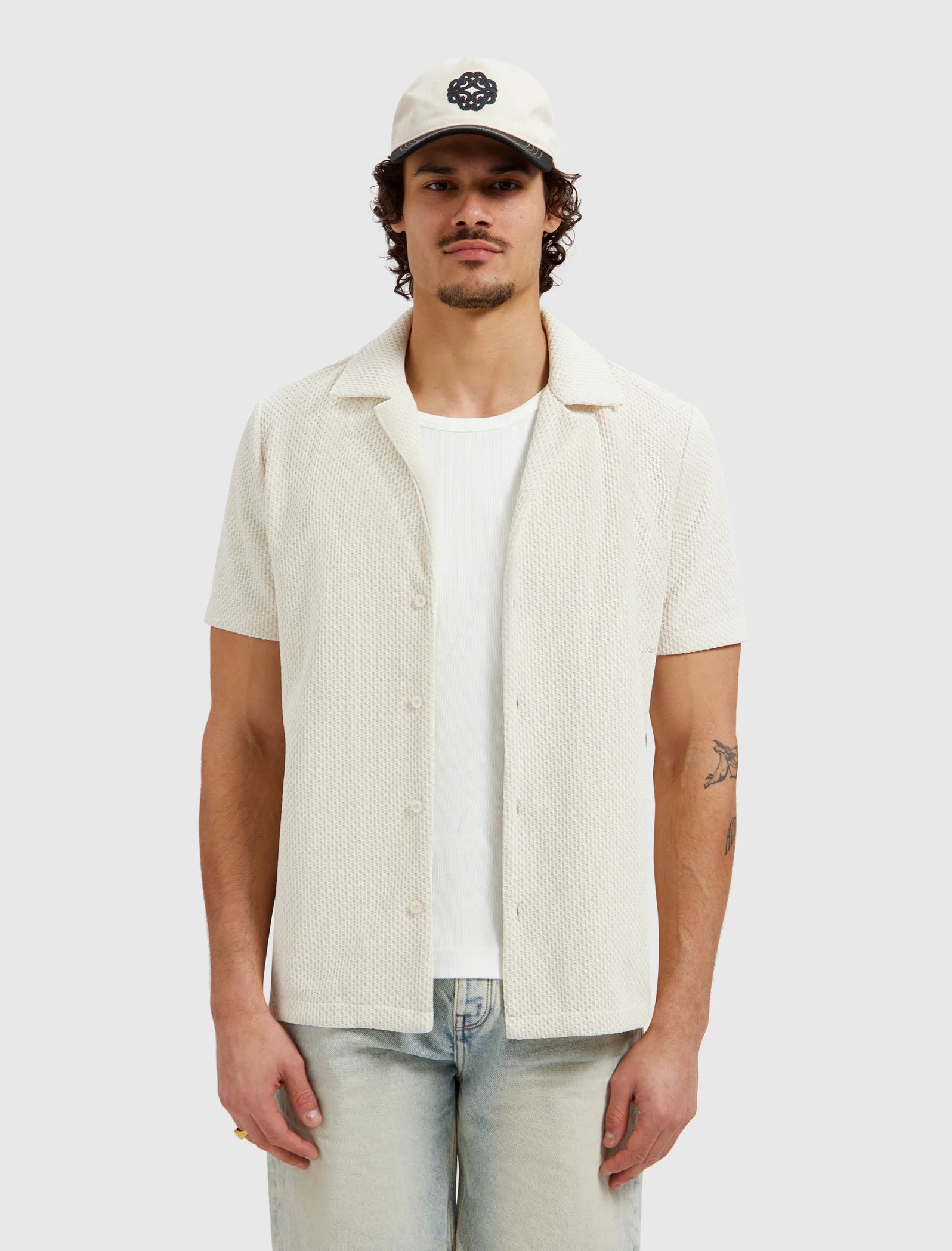 PURE PATH HONEYCOMB SHORTSLEEVE SHIRT Ecru