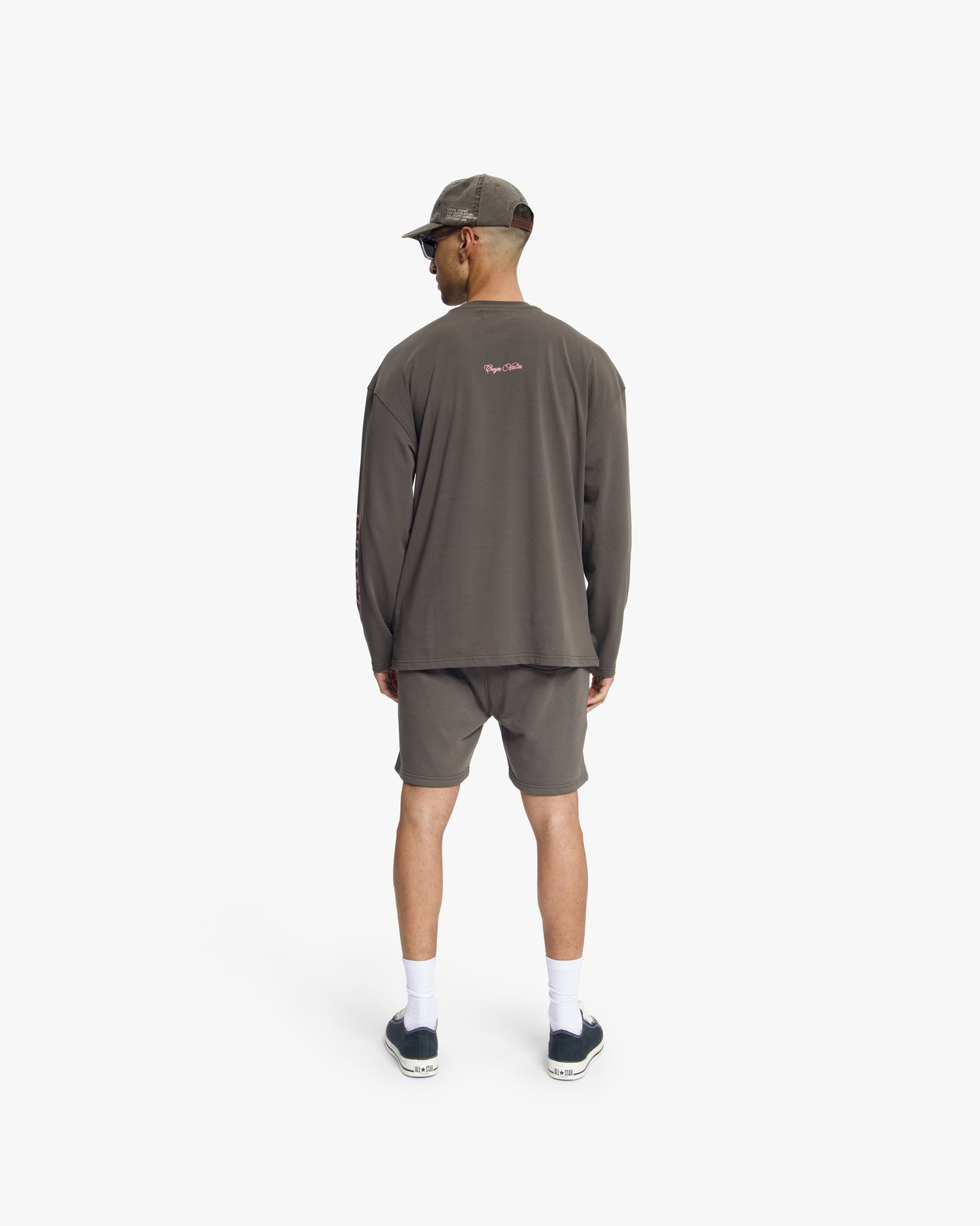 Croyez Contour De La Fleur Longsleeve | Washed Brown