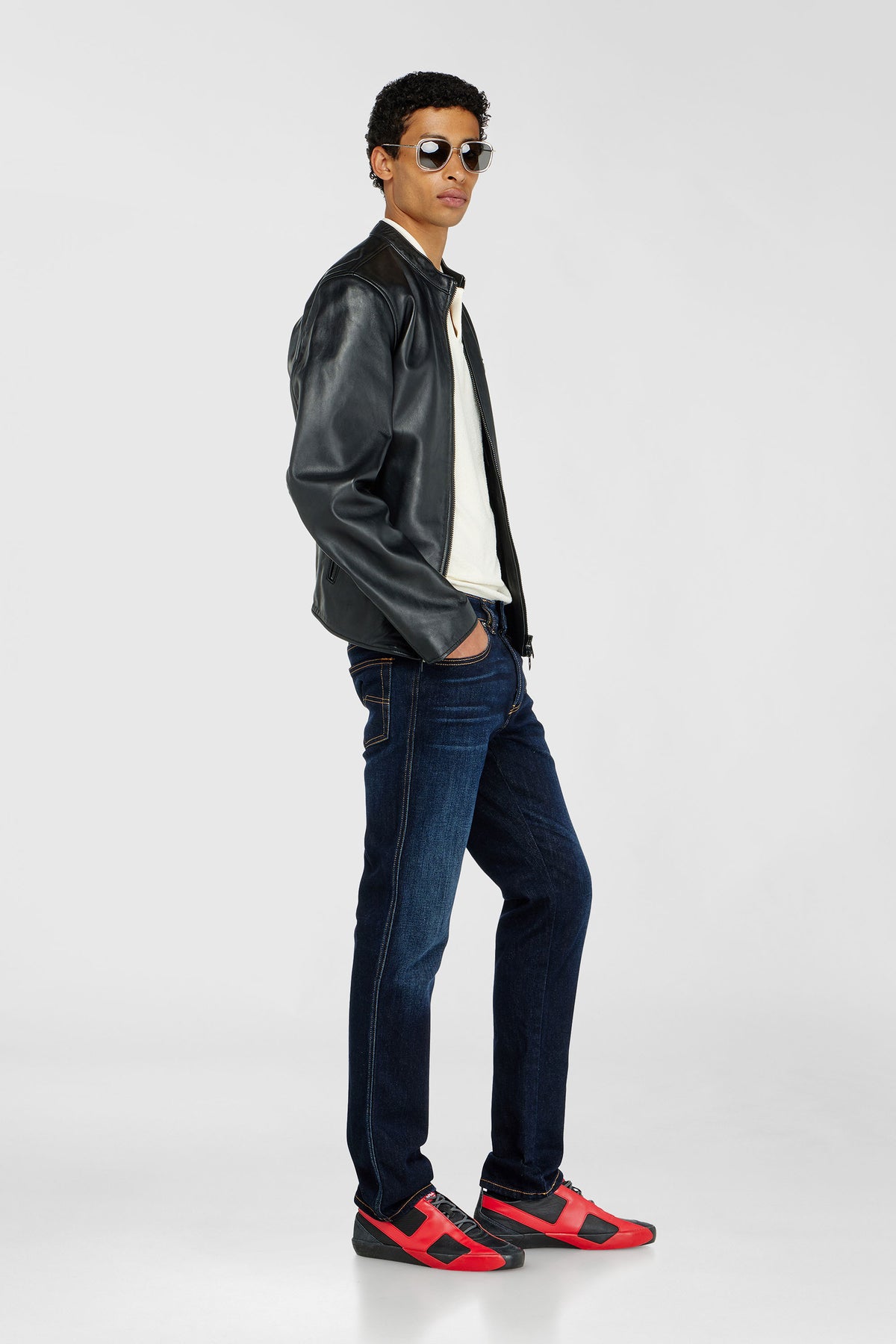 DIESEL SLIM JEANS REGULAR WAIST 1993 D-VYL | DARK BLUE