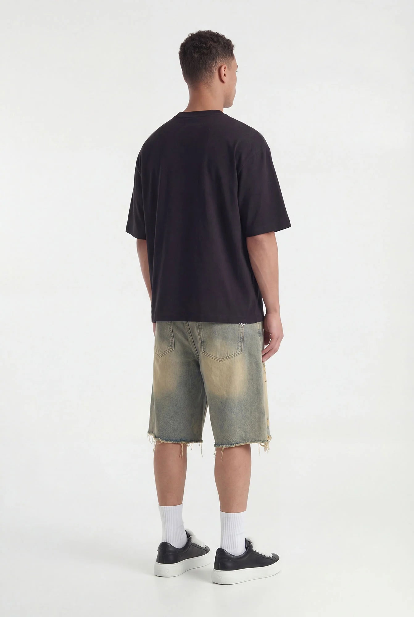 DON’T WASTE CULTURE GAELLOR SHORTS | PALE BLUE