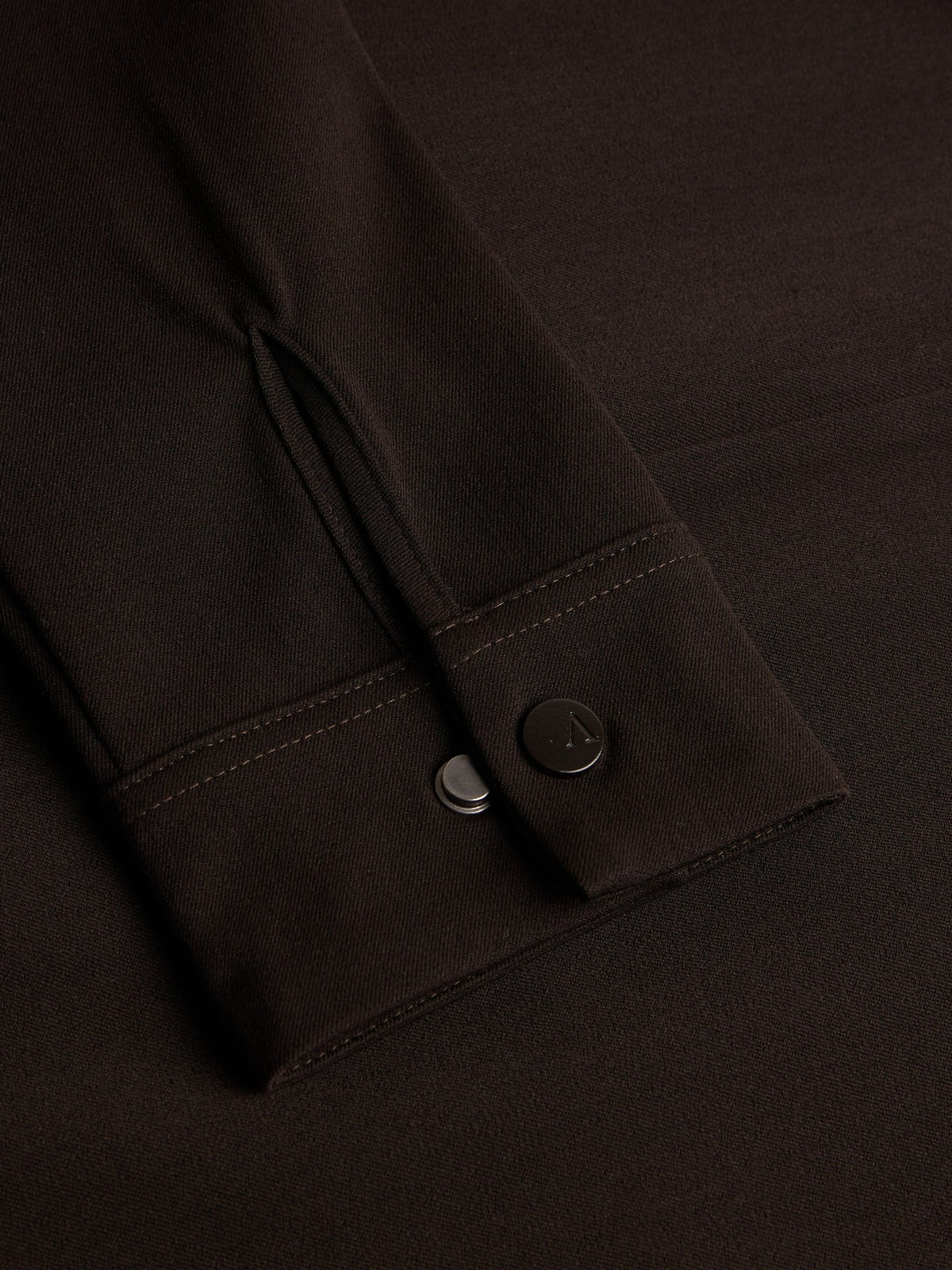 AEDEN ALBANO SHIRT | GANACHE