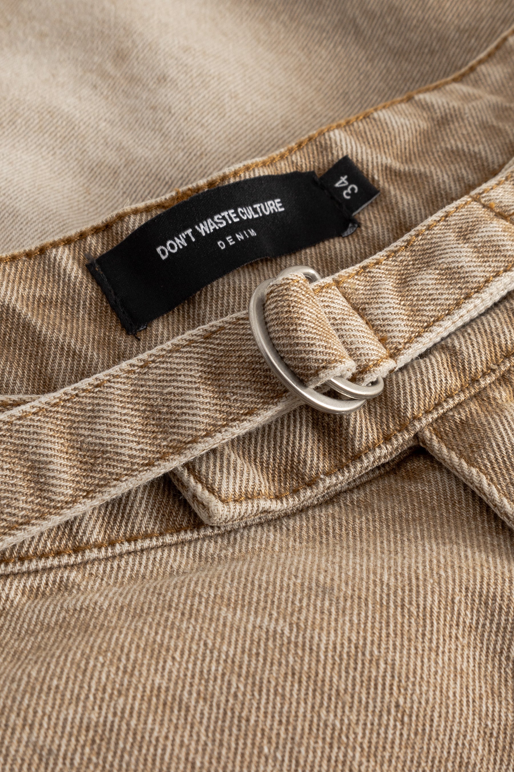 DON’T WASTE CULTURE Florayne Shorts Veown