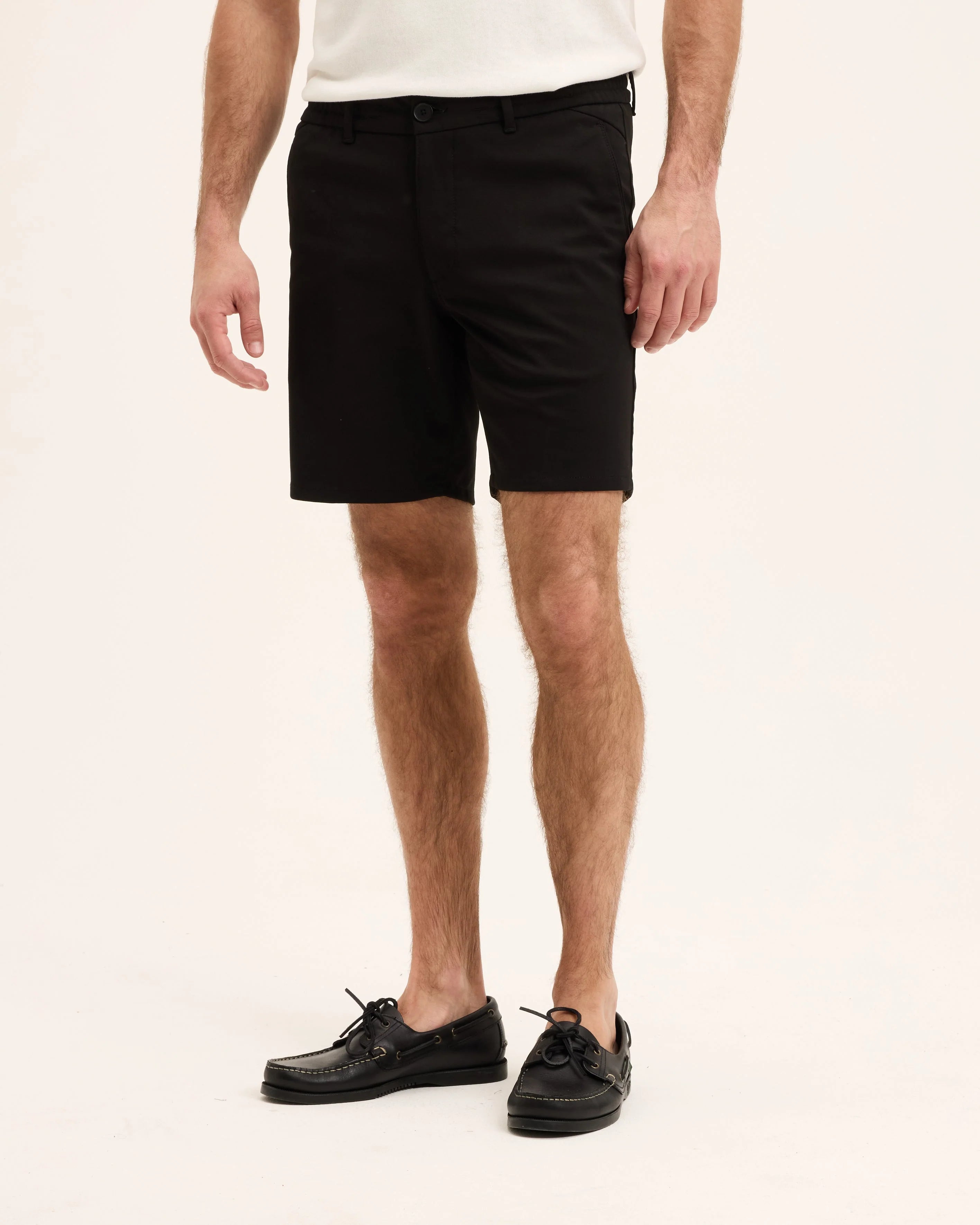 GOOD PEOPLE Harlem Slim Fit Chino Short Black