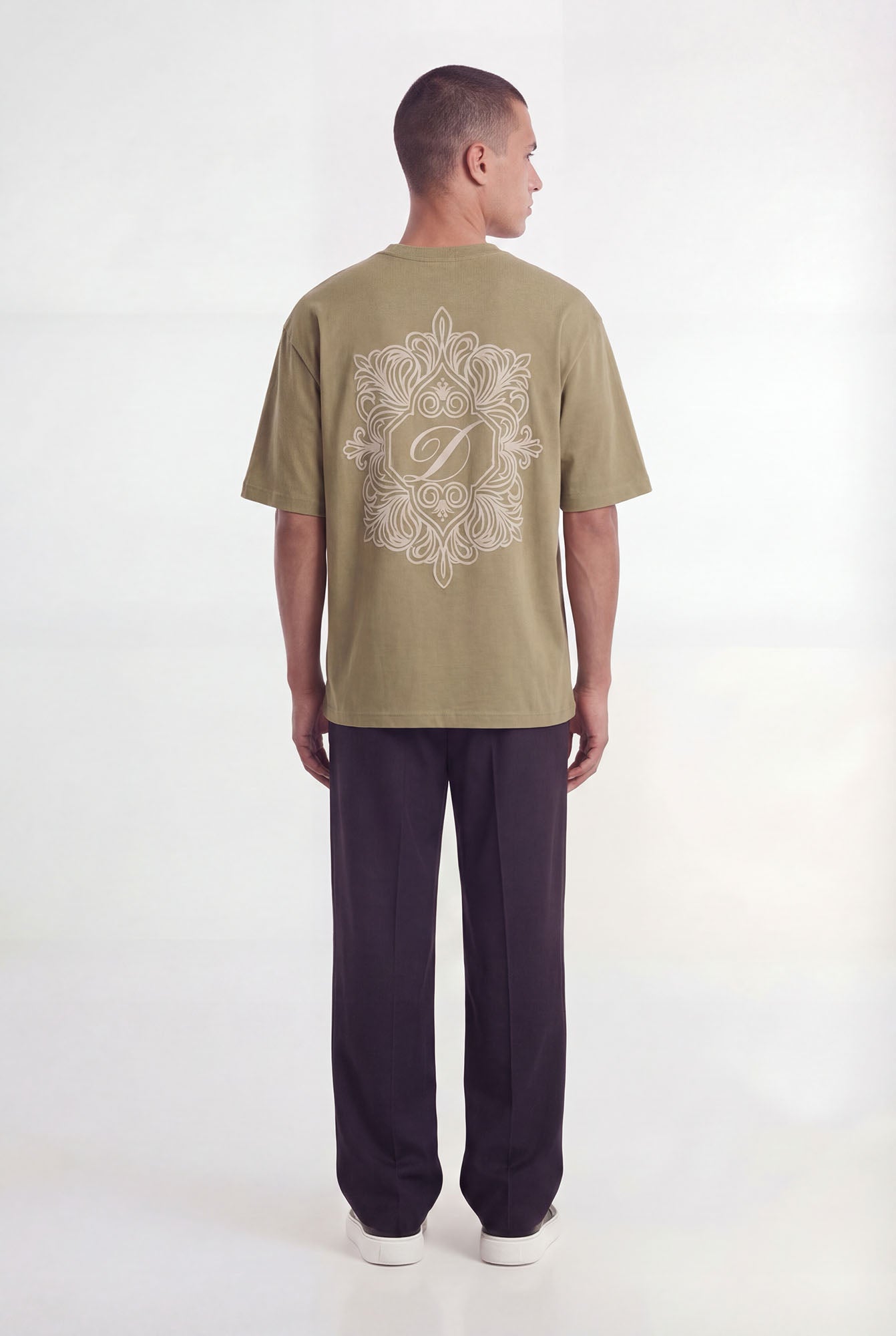 DON’T WASTE CULTURE Umeka T-shirt Olive