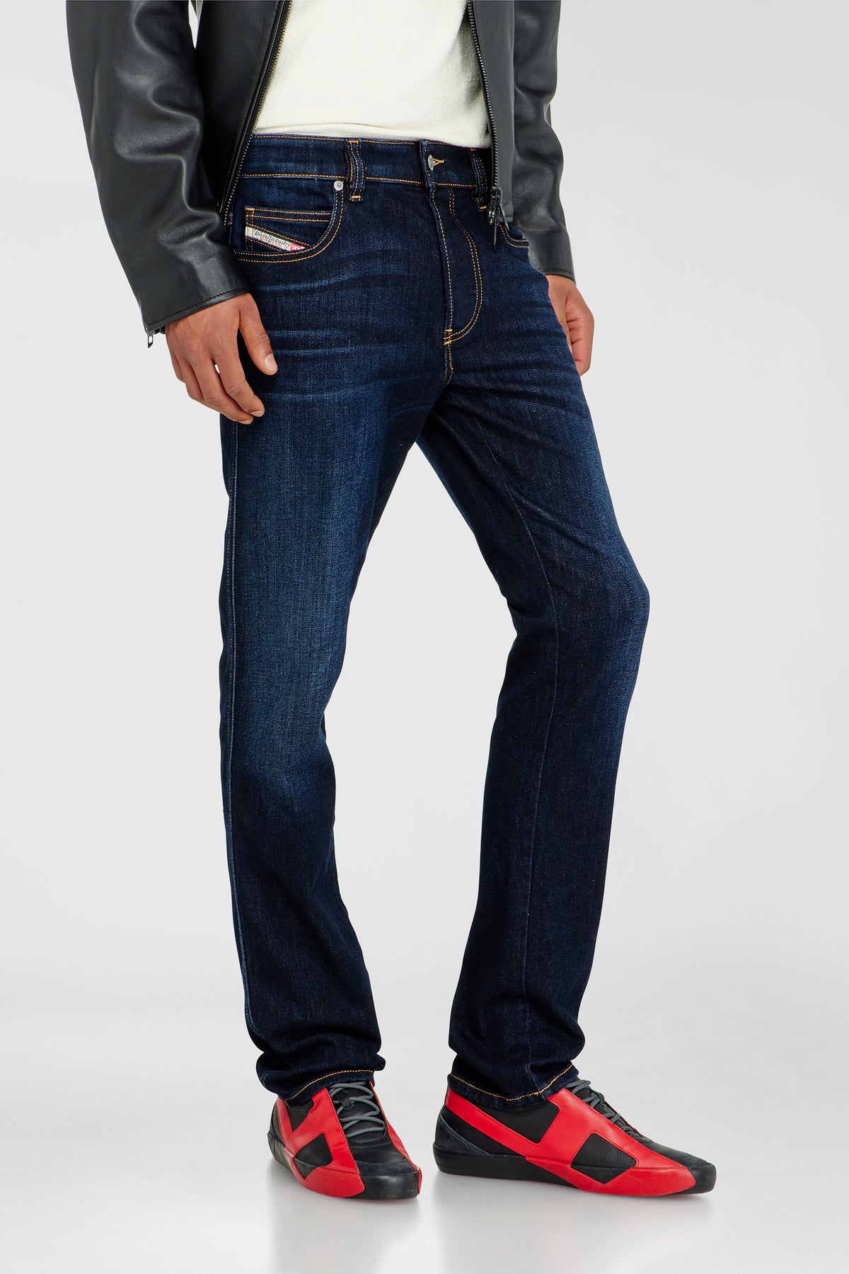 DIESEL SLIM JEANS REGULAR WAIST 1993 D-VYL | DARK BLUE