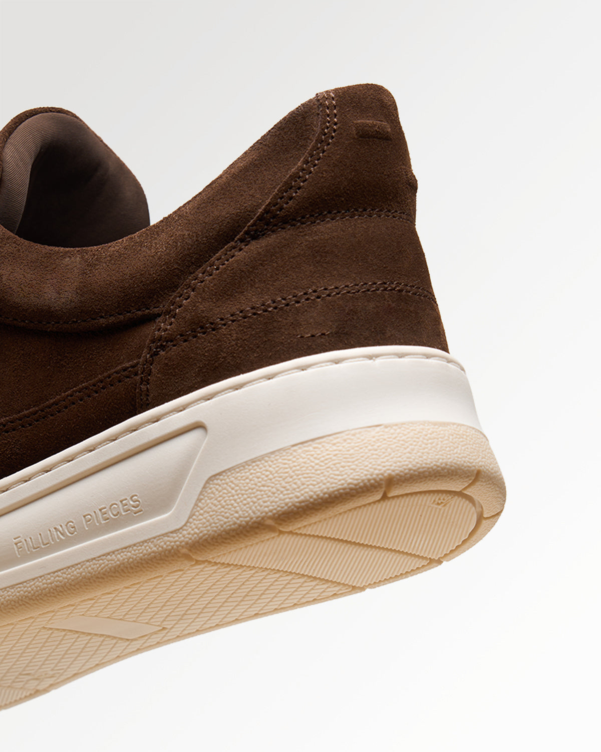FILLING PIECES LOW VISE SUÈDE Chocolate
