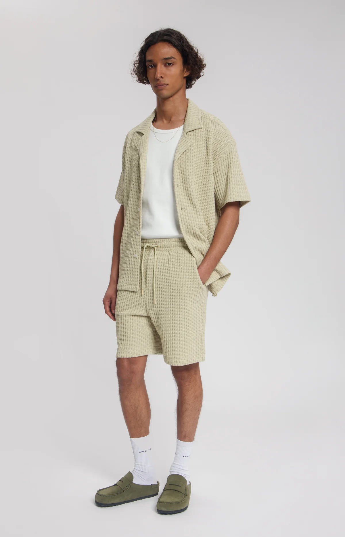 LAW OF THE SEA EBB STRUCTURED SHORTS Almond Milk