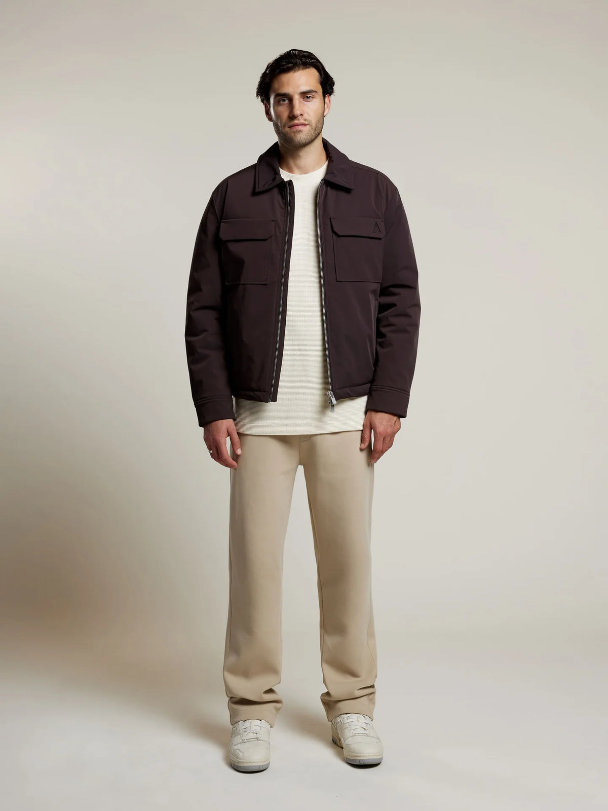 AEDEN NIKLAS JACKET | GANACHE
