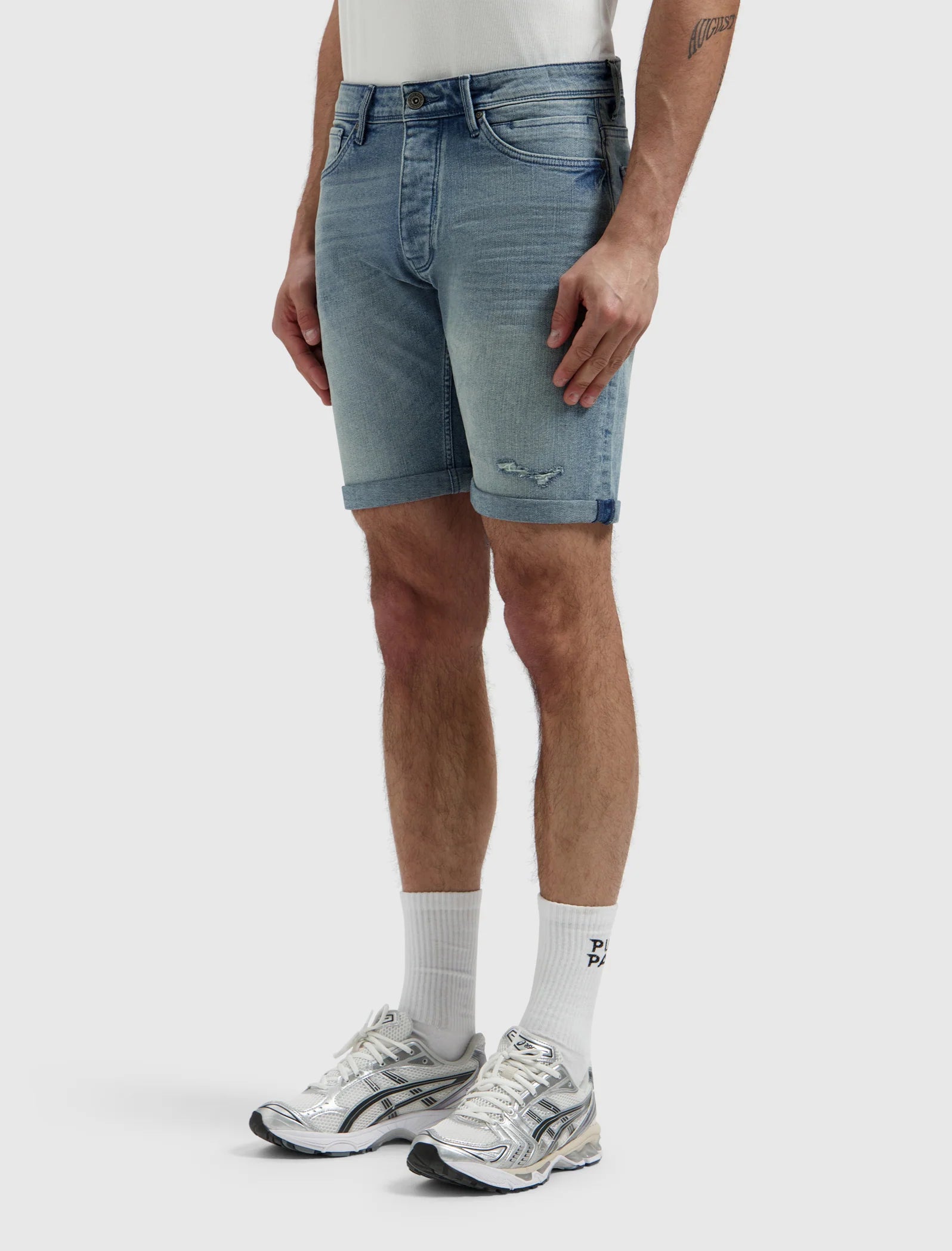 THE MILES SLIM FIT SHORT W1622